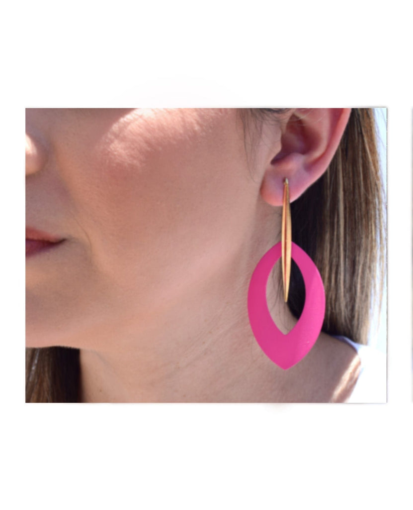 fuchsia fashion earring