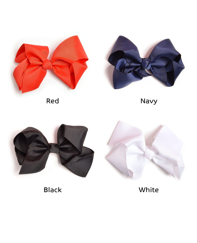 Tommy colors hair bows