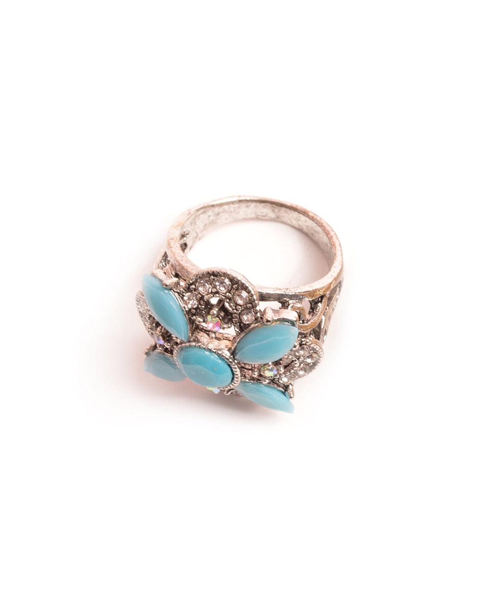 Gleaming Turquoise Ring